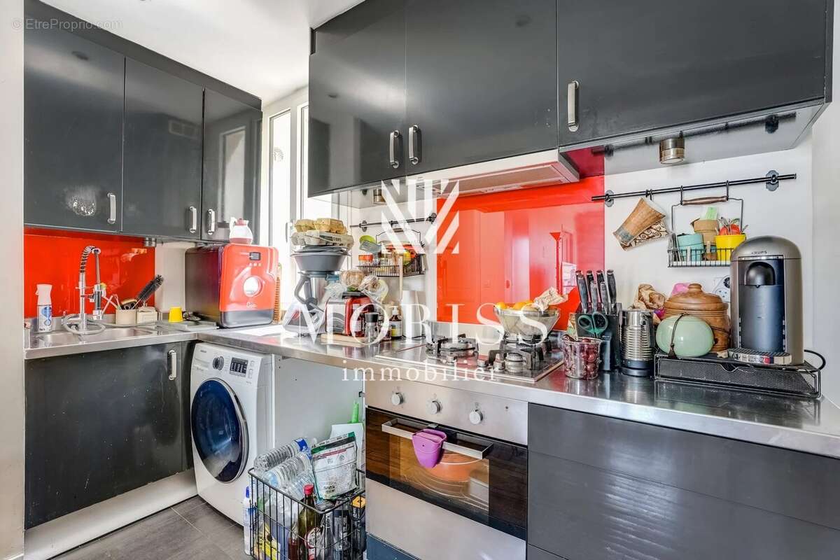 Appartement à PARIS-18E