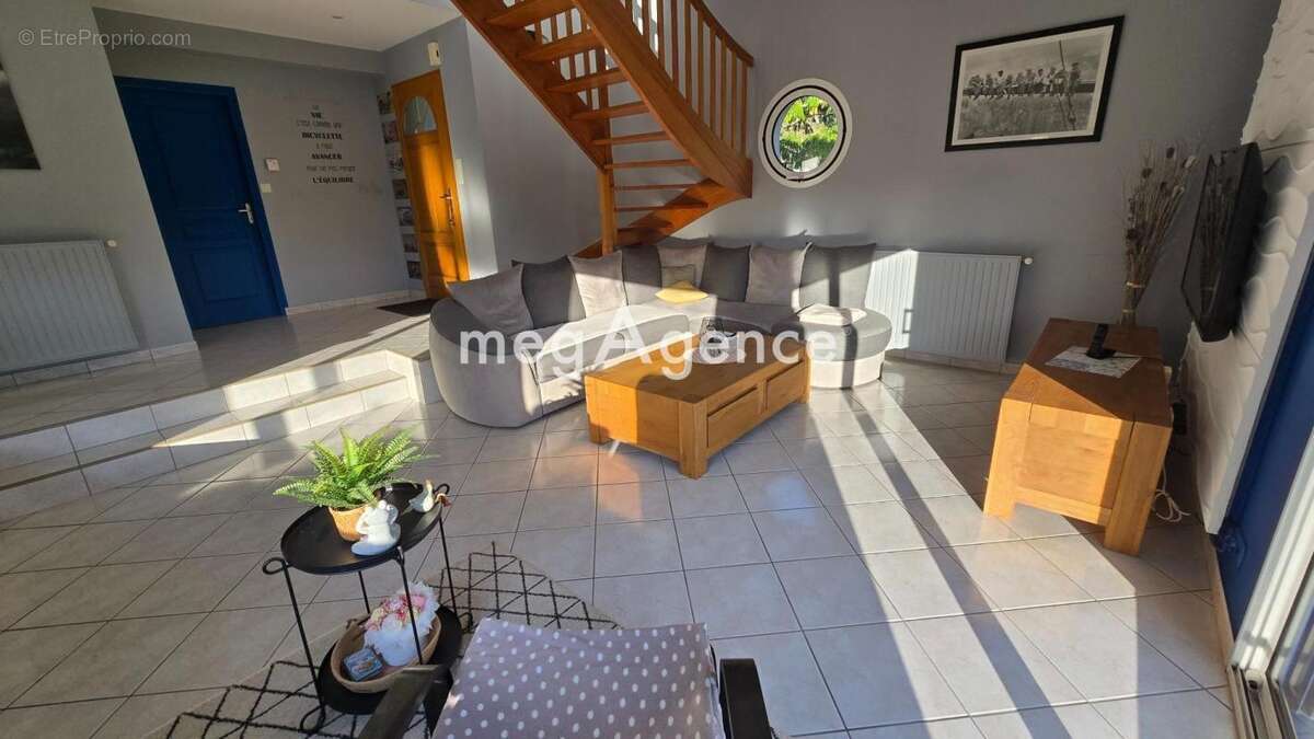 Maison à LOCMALO