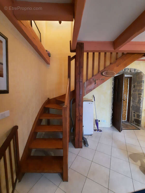 Maison à LAPANOUSE-DE-CERNON