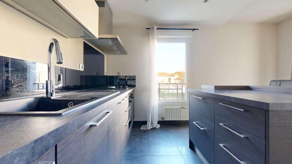 Appartement à LYON-3E