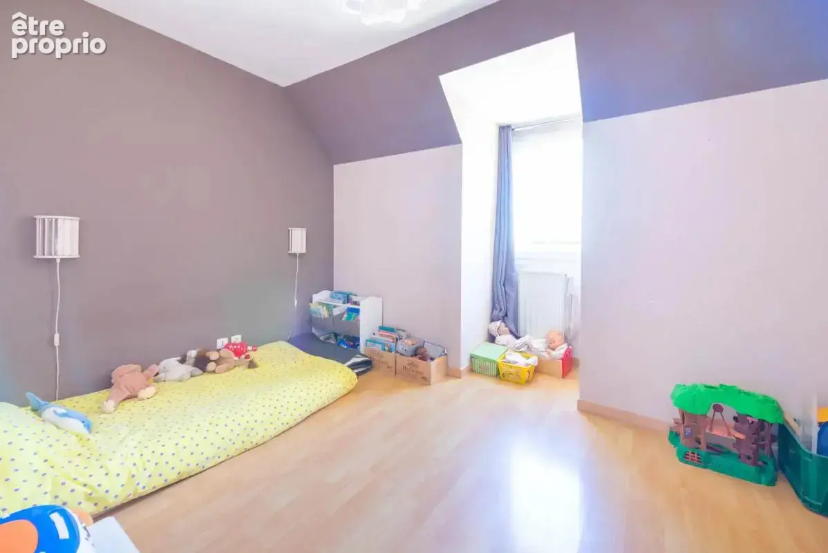 Maison de 7 pièces de 140 m² à Ronquerolles - photo 13