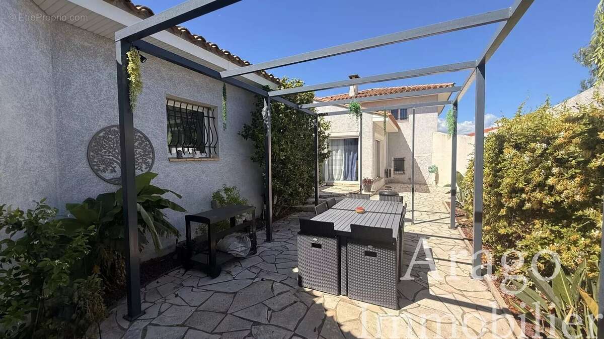 Maison à SAINT-FELIU-D'AVALL