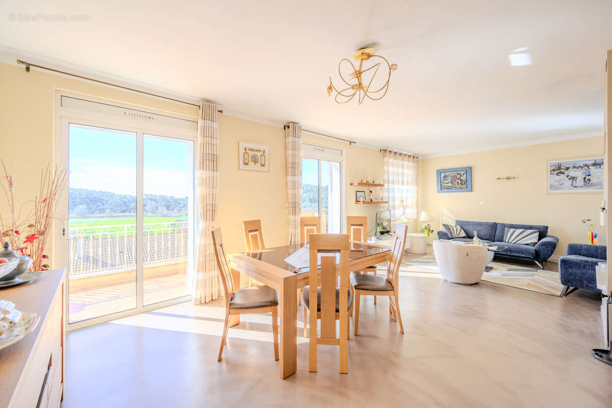 Maison à PIERREFEU-DU-VAR