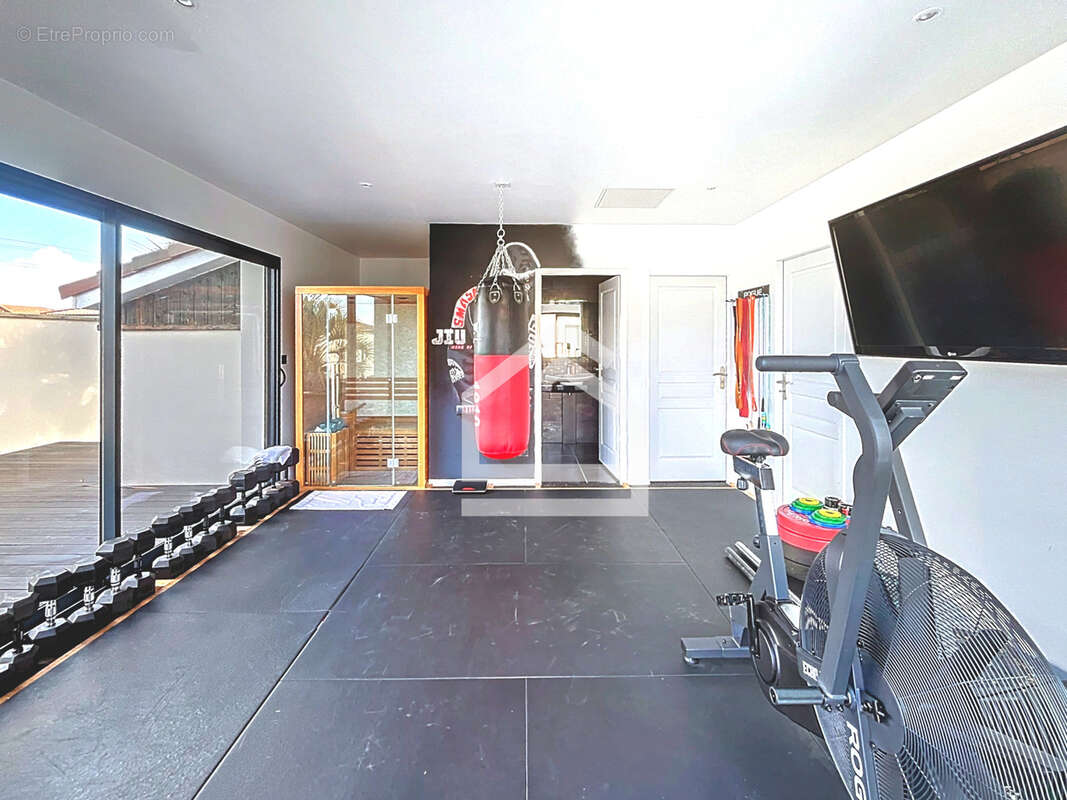 Cestas, villa contemporaine de plain-pied de 175m2 - photo 5