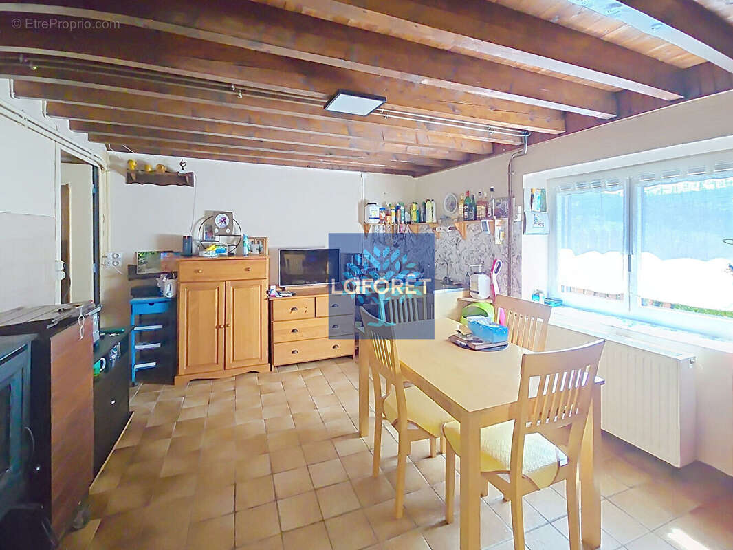 Maison à SAINT-JUST-EN-BAS