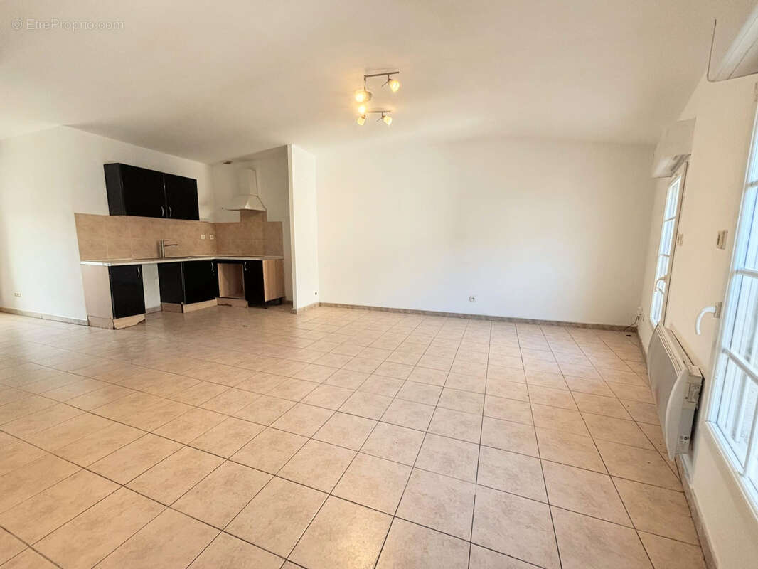 Ensemble immobilier atypique - 162m2 - photo 3