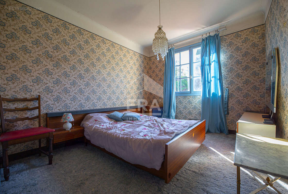 Maison à MANDELIEU-LA-NAPOULE