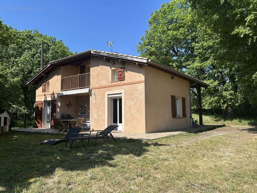 Maison à SERIGNAC