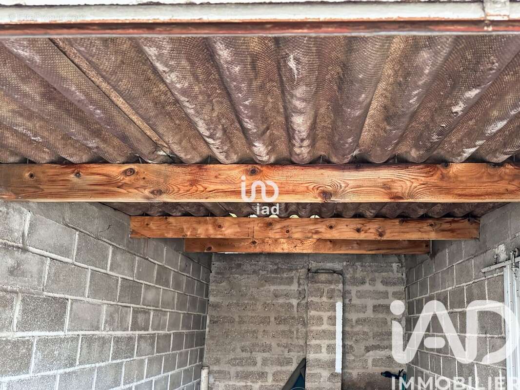 Photo 7 - Parking à SENS