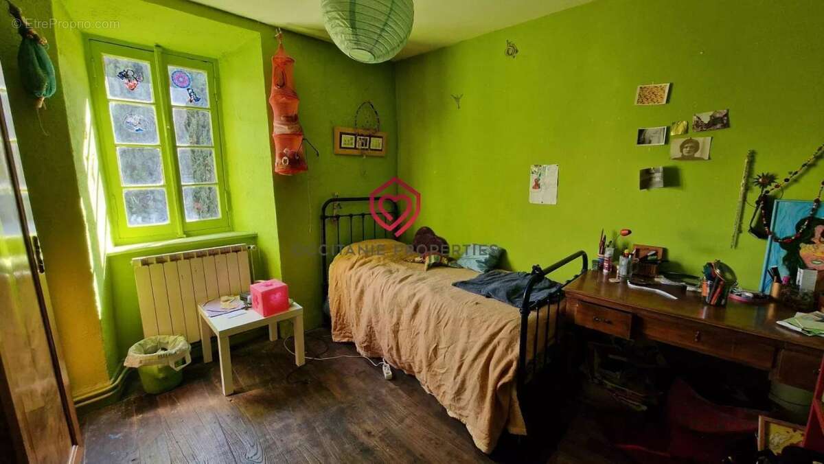 Maison à PRAT-BONREPAUX