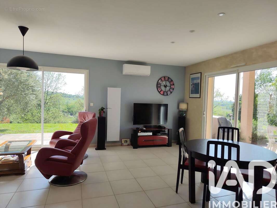 Photo 4 - Maison à SAINT-MARTIN-D'ARDECHE