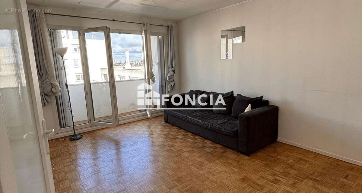 Appartement à SAINT-GRATIEN