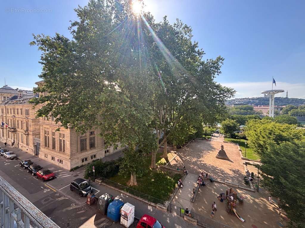 Appartement à LYON-7E