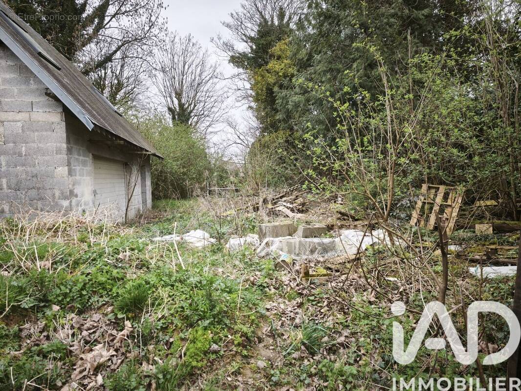 Photo 1 - Terrain à MONTIVILLIERS