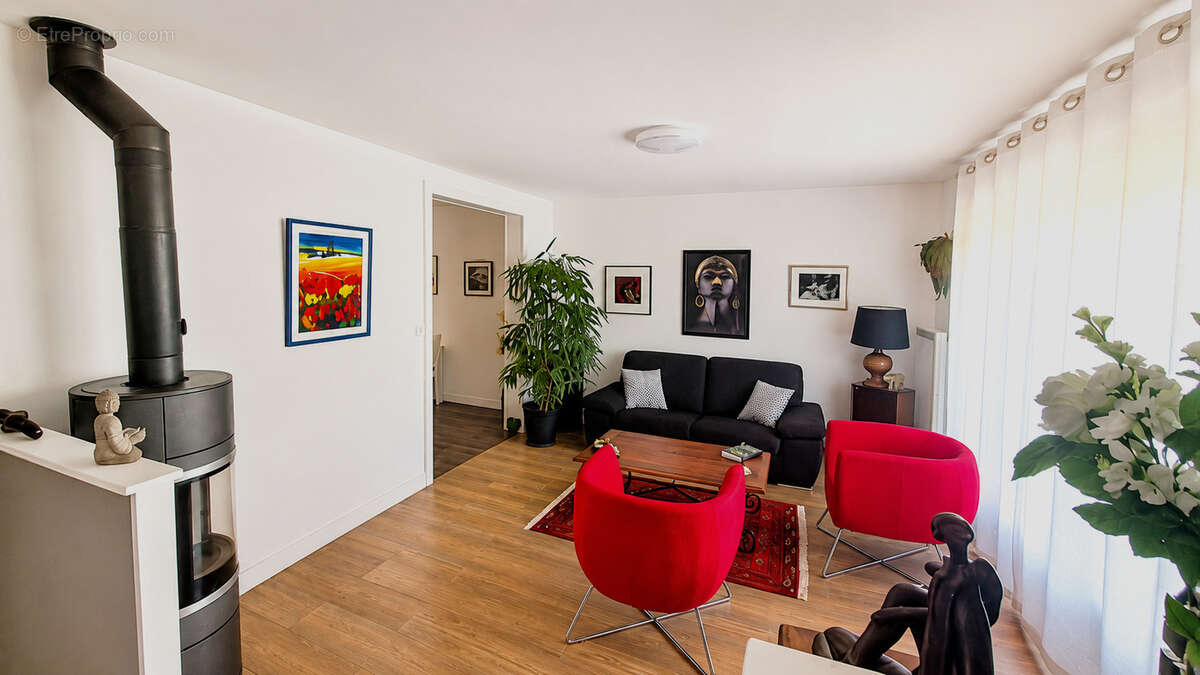 Maison à RIS