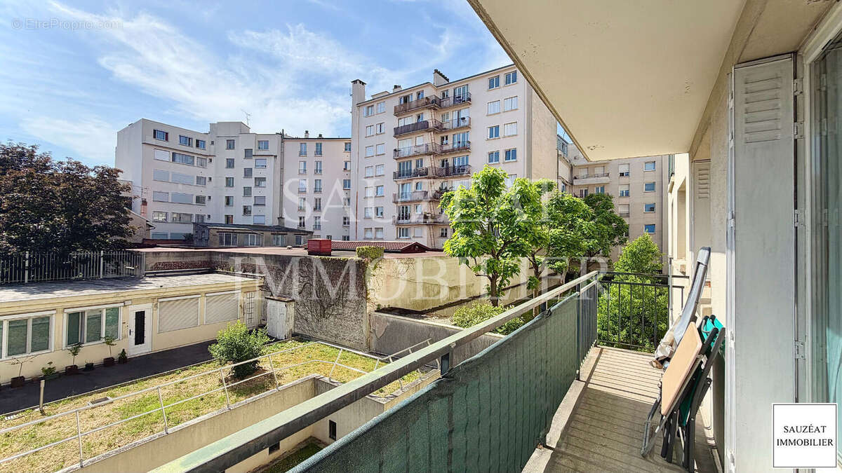 Appartement à MONTROUGE