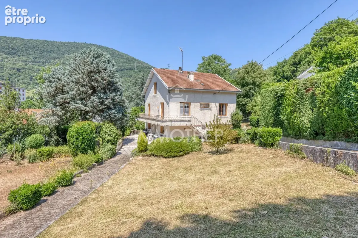 Maison 153 m² à Vizille  - photo 2