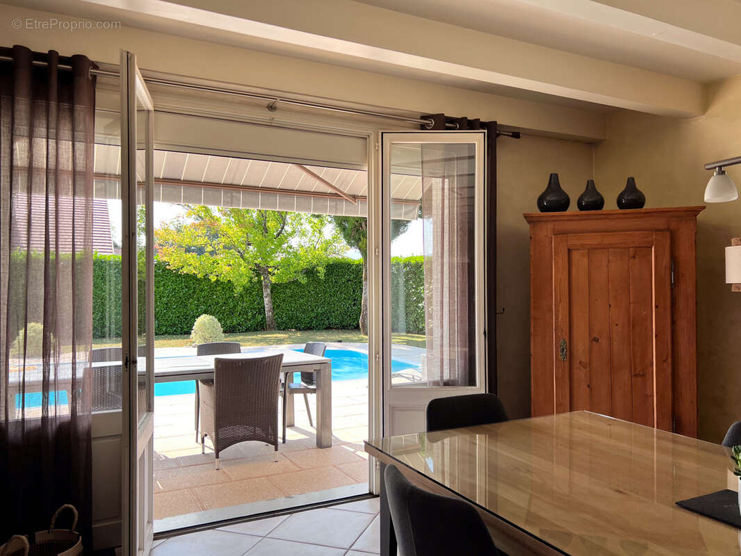 Maison à METZ-TESSY