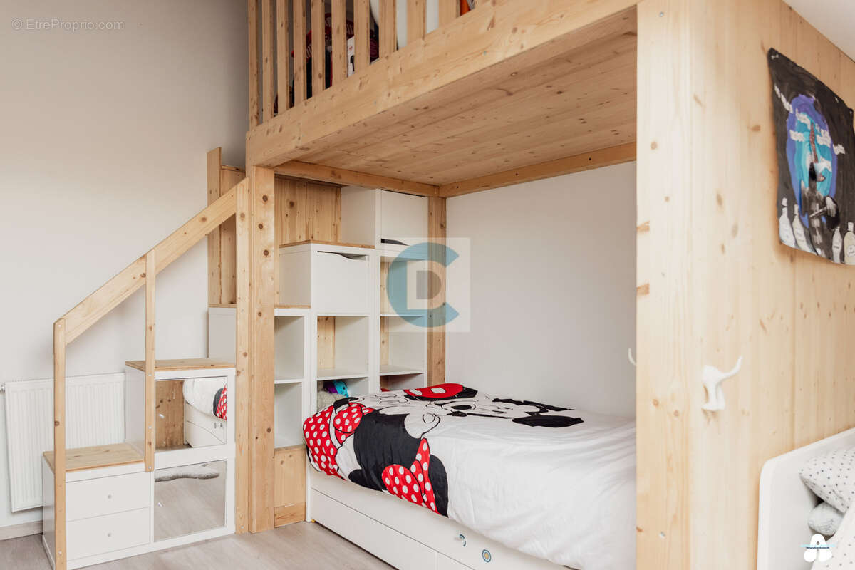 Appartement à ARTHAZ-PONT-NOTRE-DAME