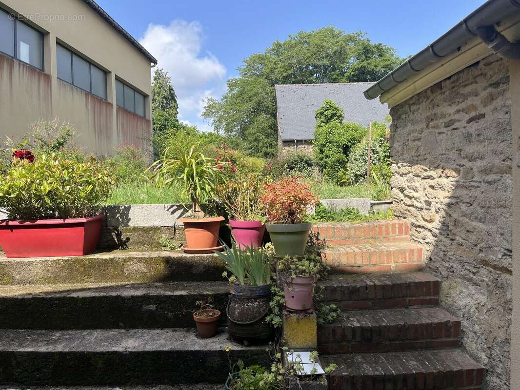 Maison à JOSSELIN