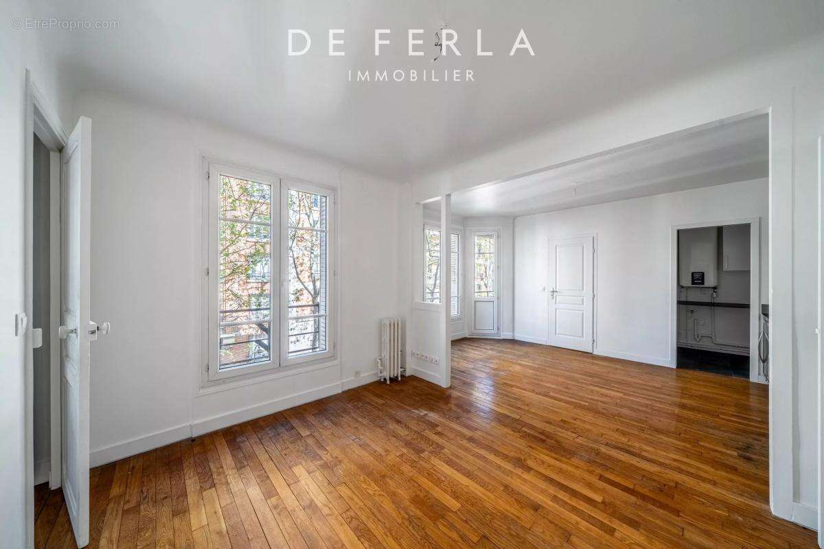 Appartement à PARIS-15E