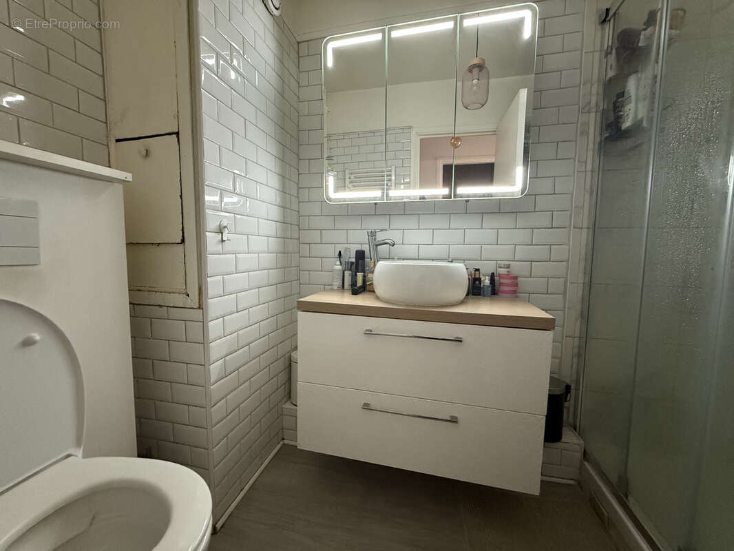 Appartement à PARIS-14E