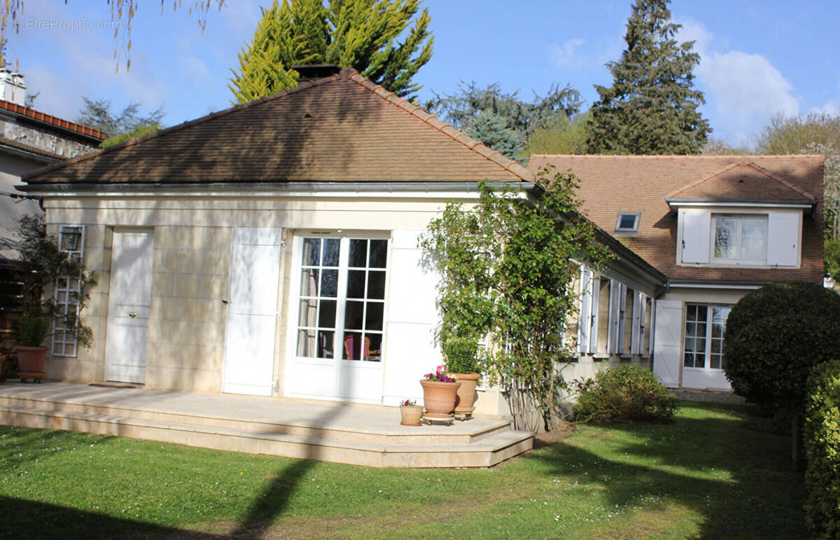 Maison à MAREIL-MARLY
