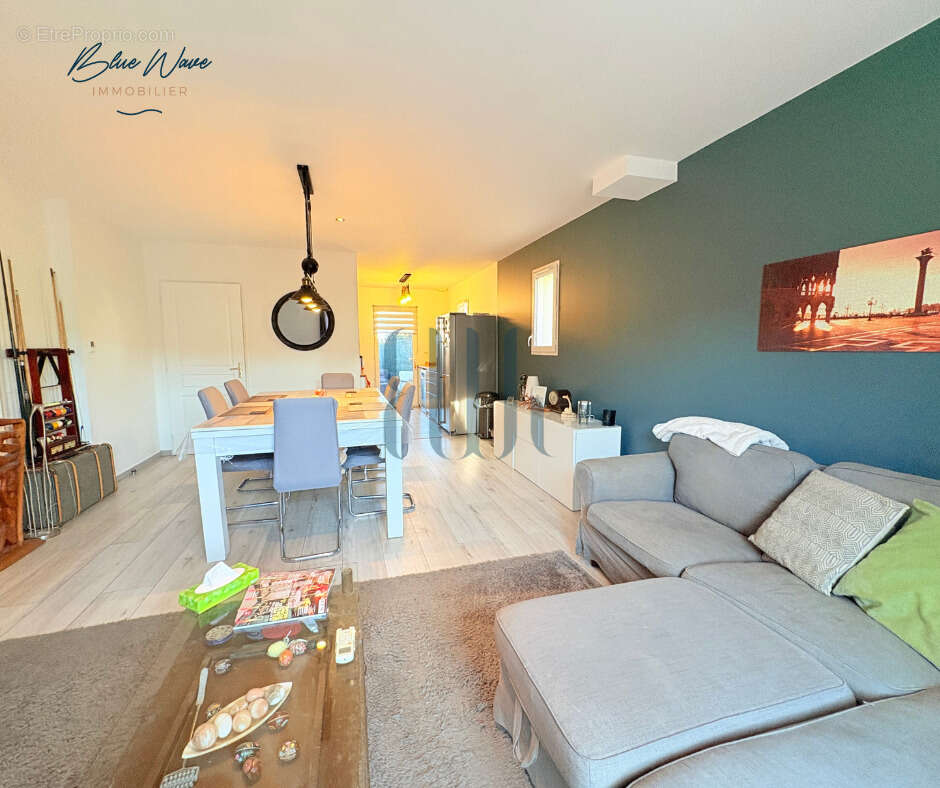 Maison à ROQUEBRUNE-SUR-ARGENS