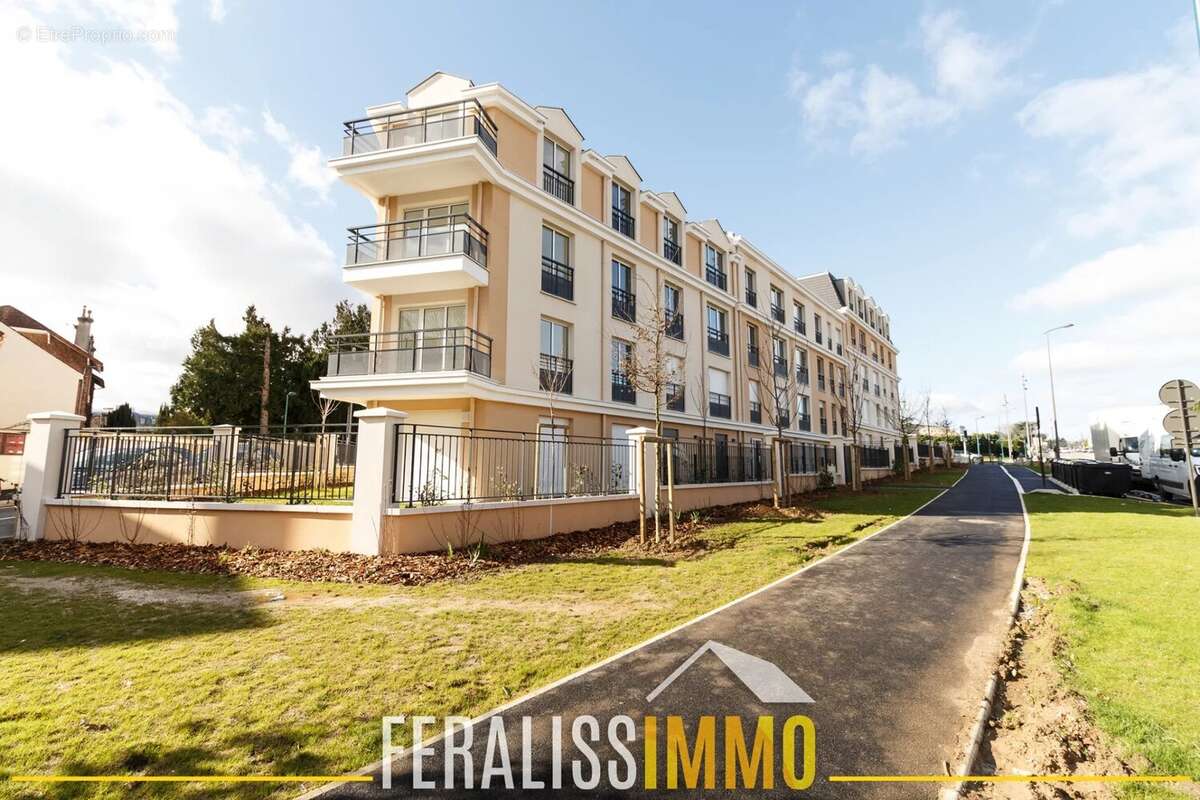 Appartement à PONTOISE