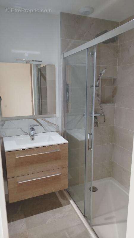 Maison à SAINT-LAURENT-DE-LA-PREE