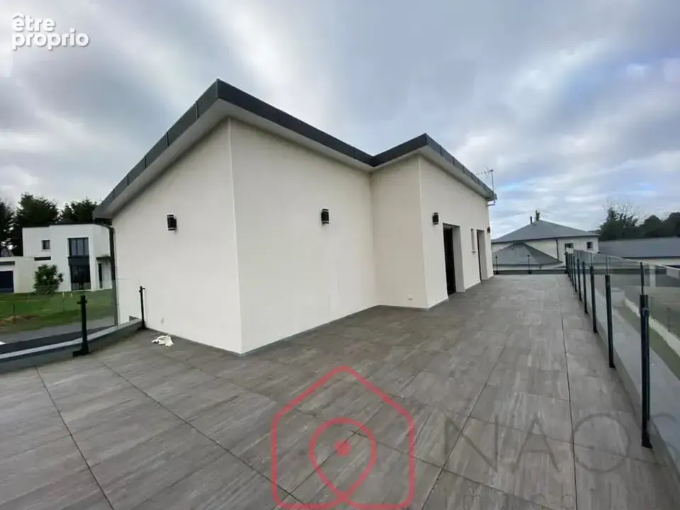 Jérôme Beuzet vous propose de découvrir cette belle villa contemporaine située à Pontivy dans un cadre privilégié - photo 15