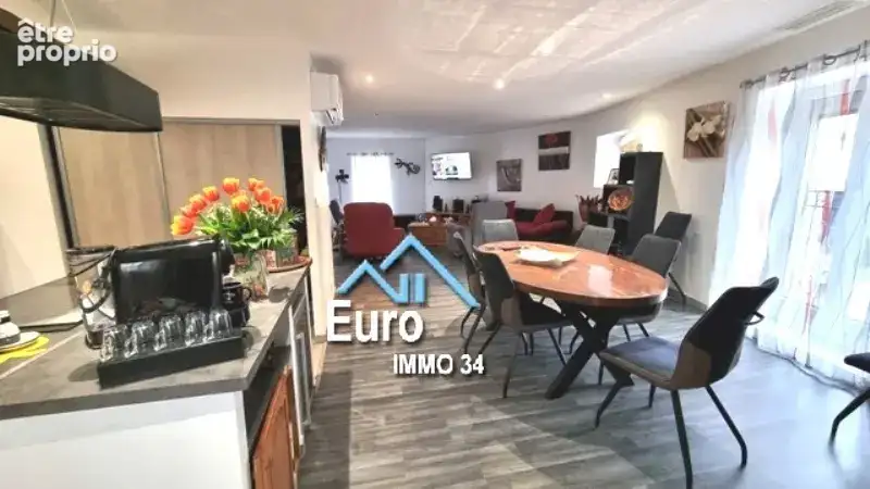 Maison de village tout confort avec grand garage d'env. 100 m² - photo 2