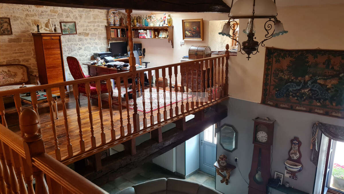 Maison avec ensemble immobilier SOUVIGNE 5 Kms - photo 11