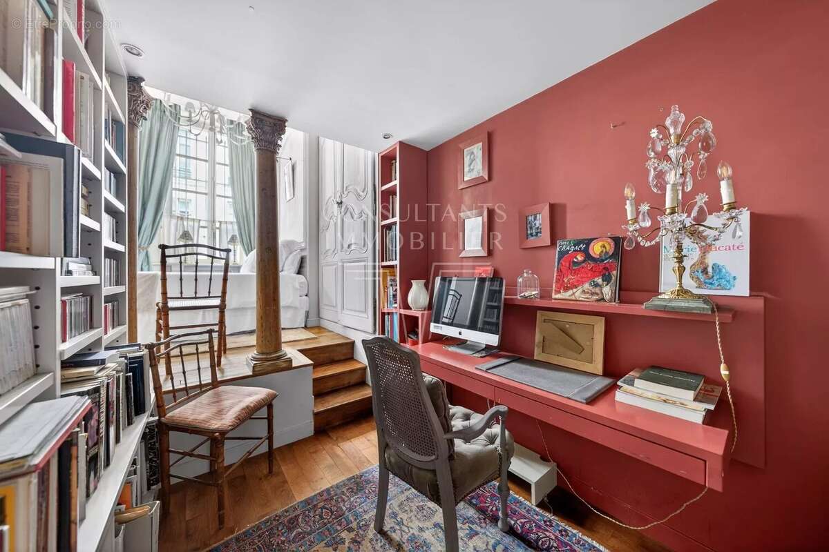 Appartement à PARIS-3E