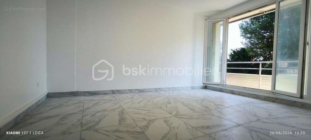 Appartement 4 pièces de 80 m² Noisy-le-Grand Secteur Noisy Champs - photo 7