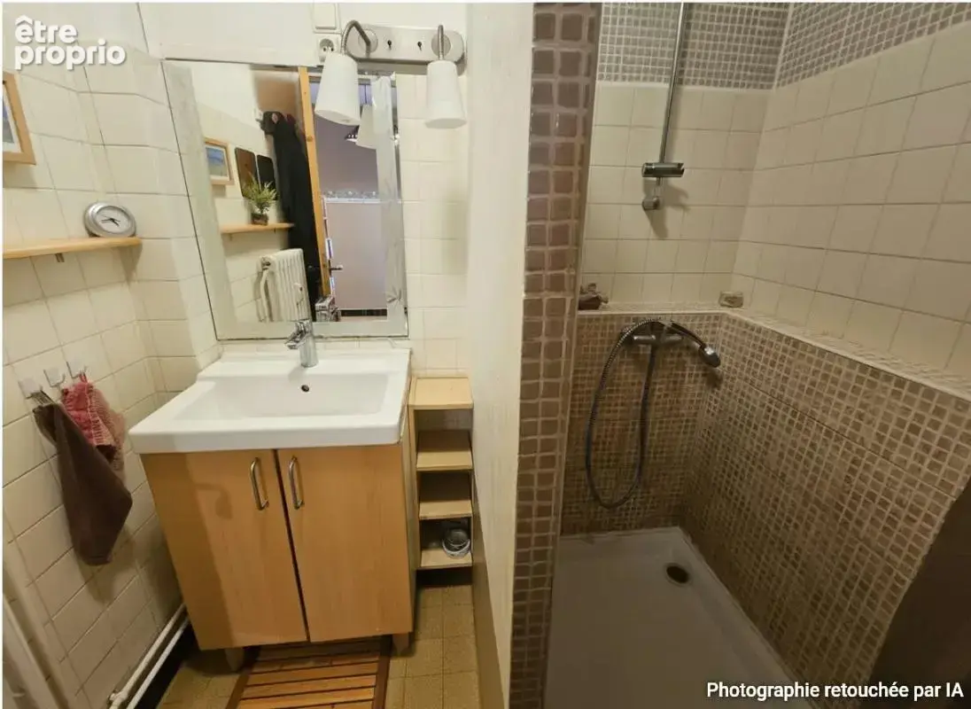 Firminy 42700 appartement T2 de 60,9m² habitables une chambre place de garage et cave - photo 4
