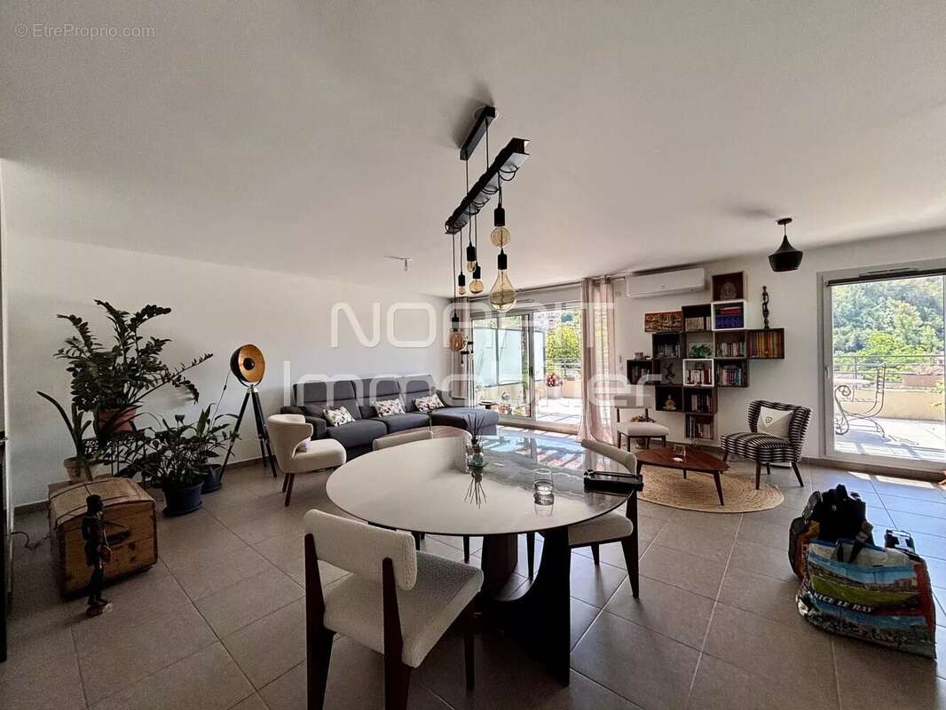 Appartement à DRAP