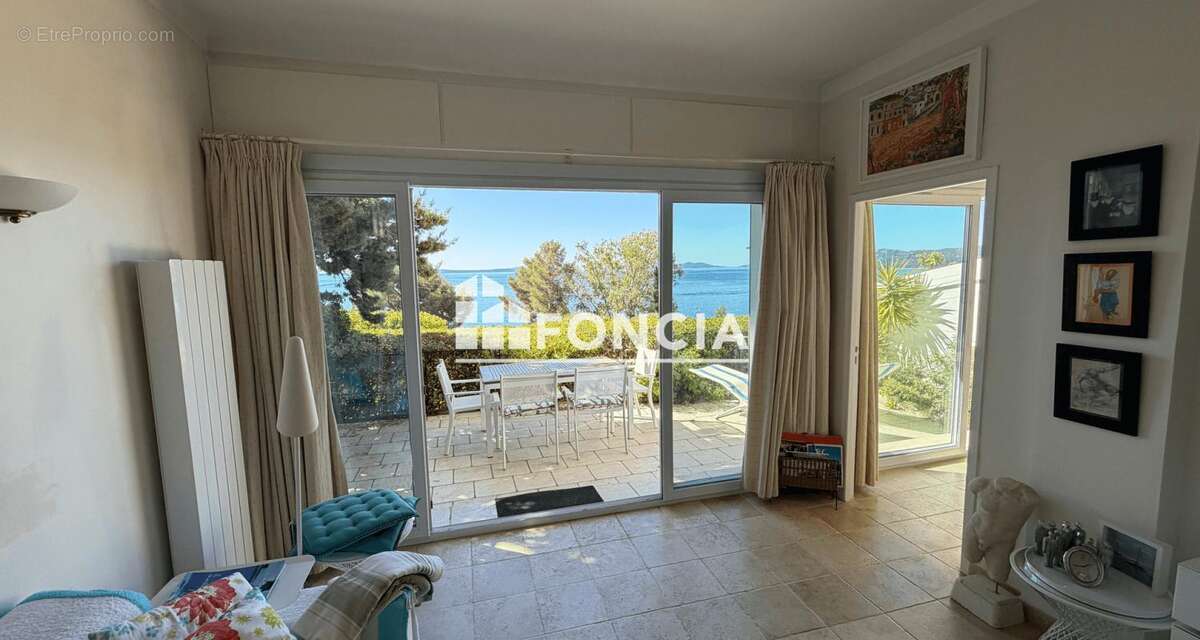 Appartement à LE LAVANDOU