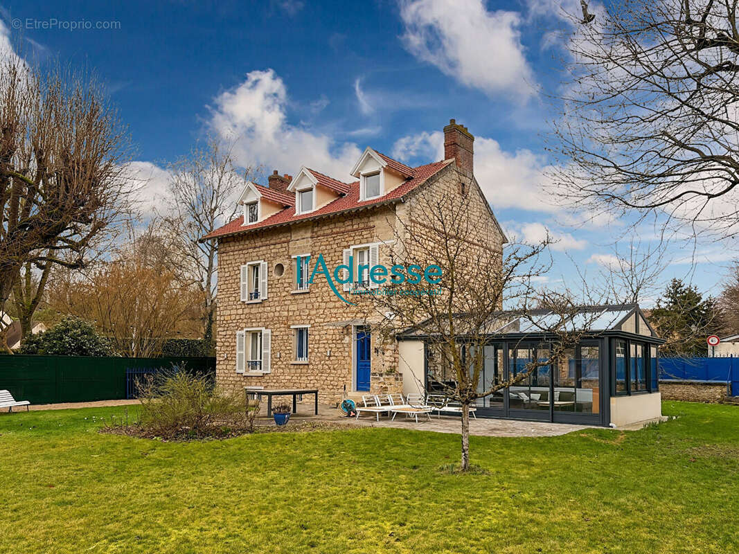 Maison à SERAINCOURT