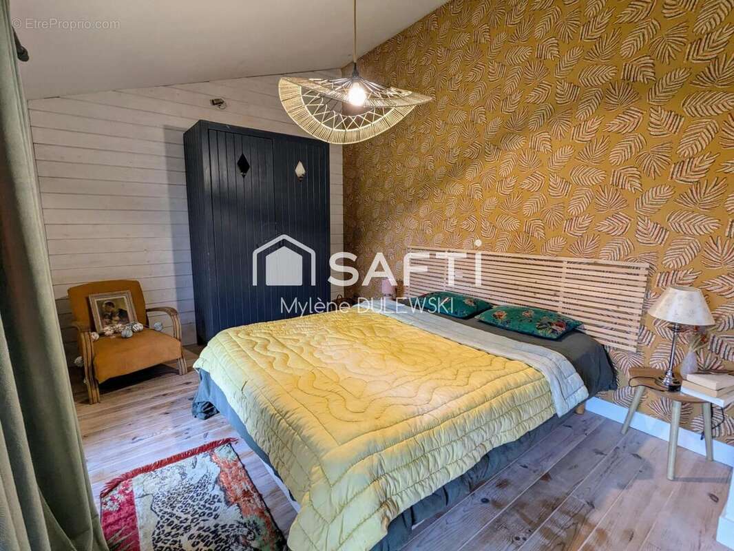 Maison 150 m² à Lalande-De-Pomerol  - photo 5