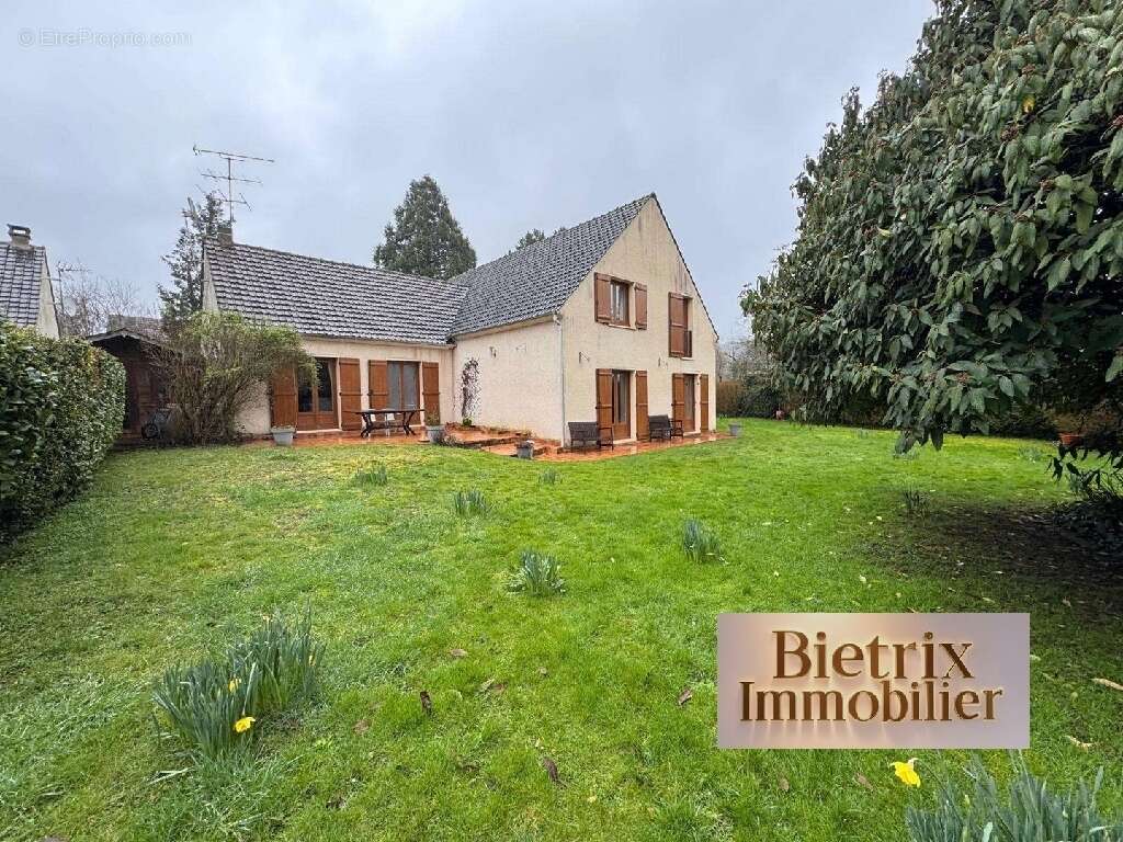 Maison à HEDOUVILLE