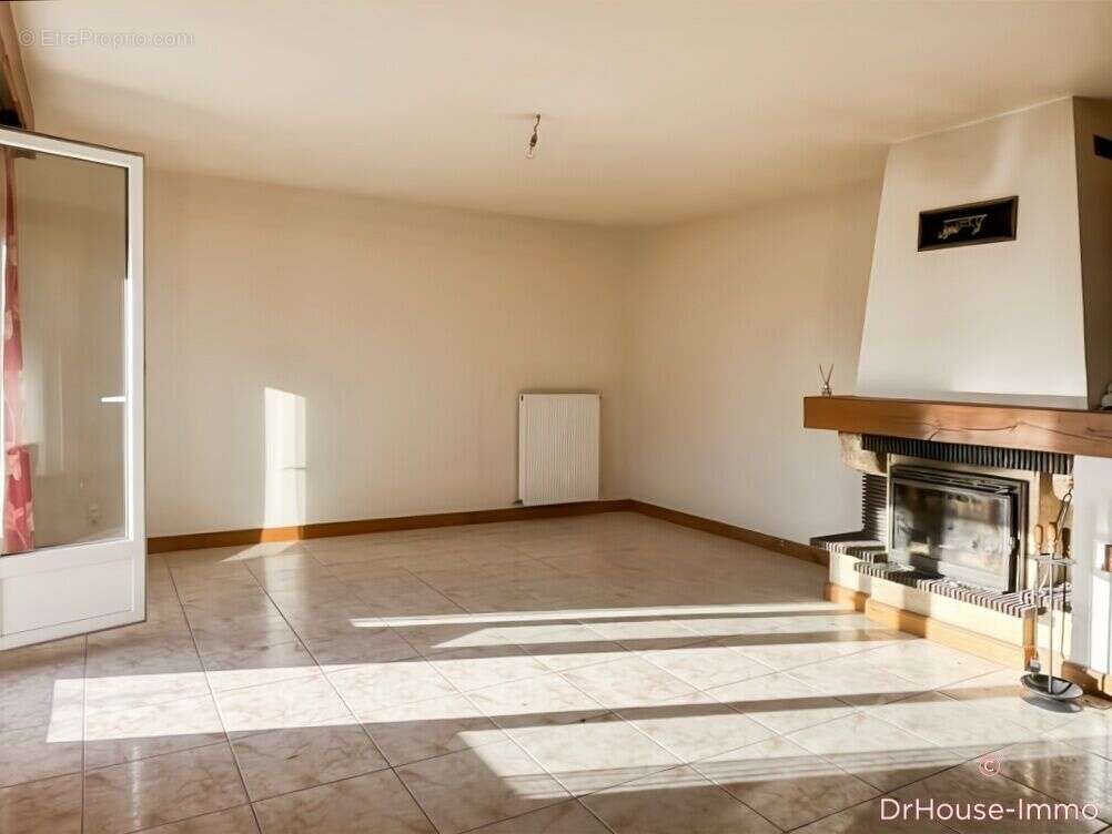 Maison à SAINTE-MAURE
