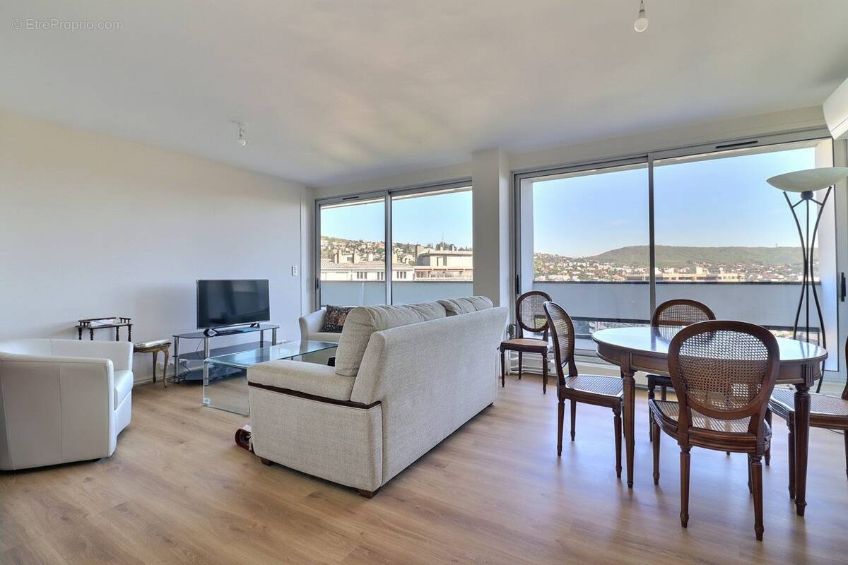 Appartement à CHAMALIERES
