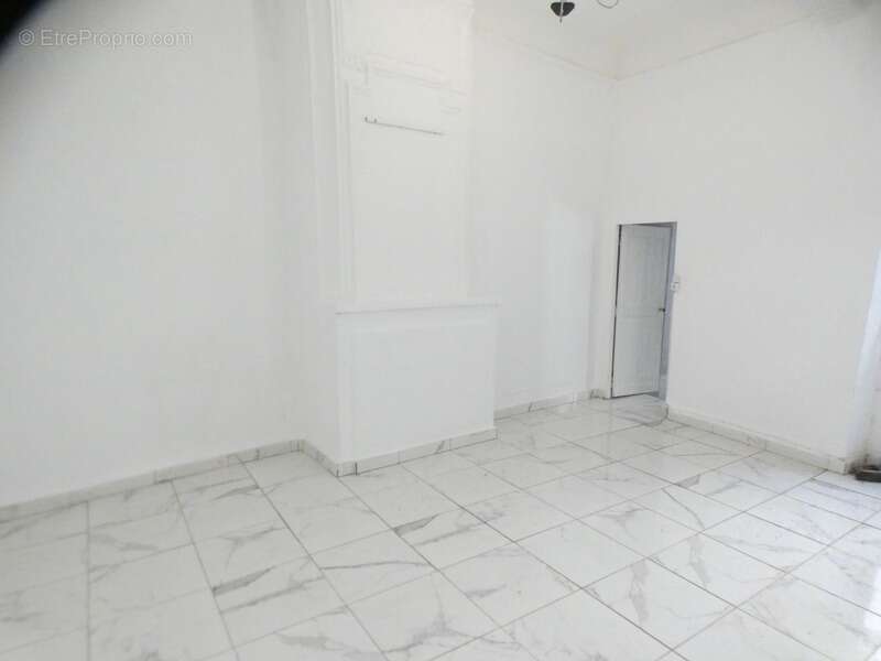 Agde centre ville. Appartement 3 pièces 70 m² - photo 3