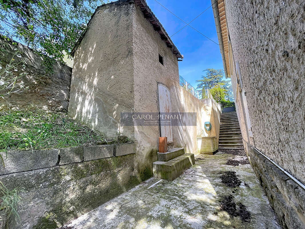 Appartement à VACQUEYRAS