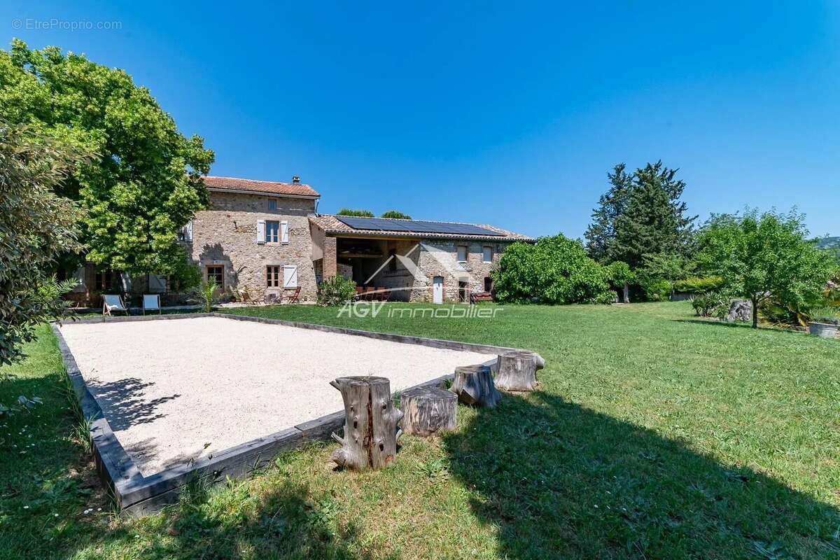 Maison à ALLEGRE-LES-FUMADES