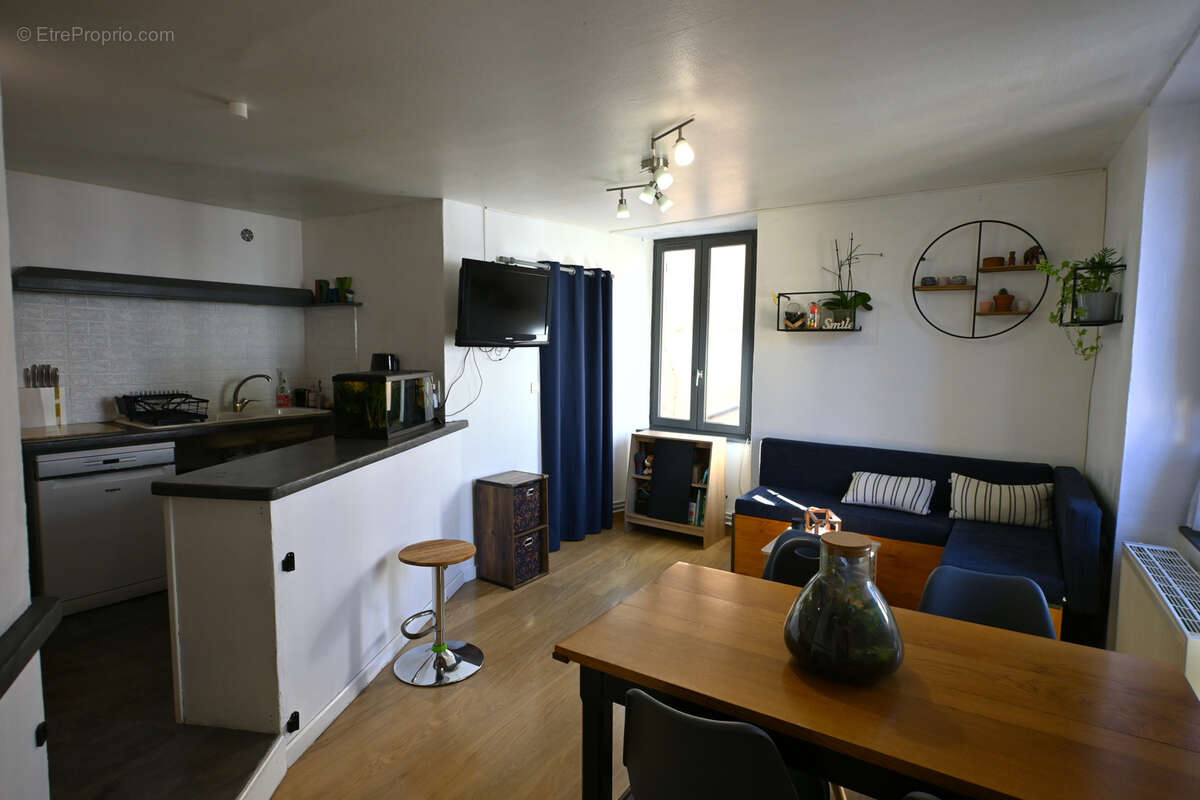 Appartement à VIZILLE