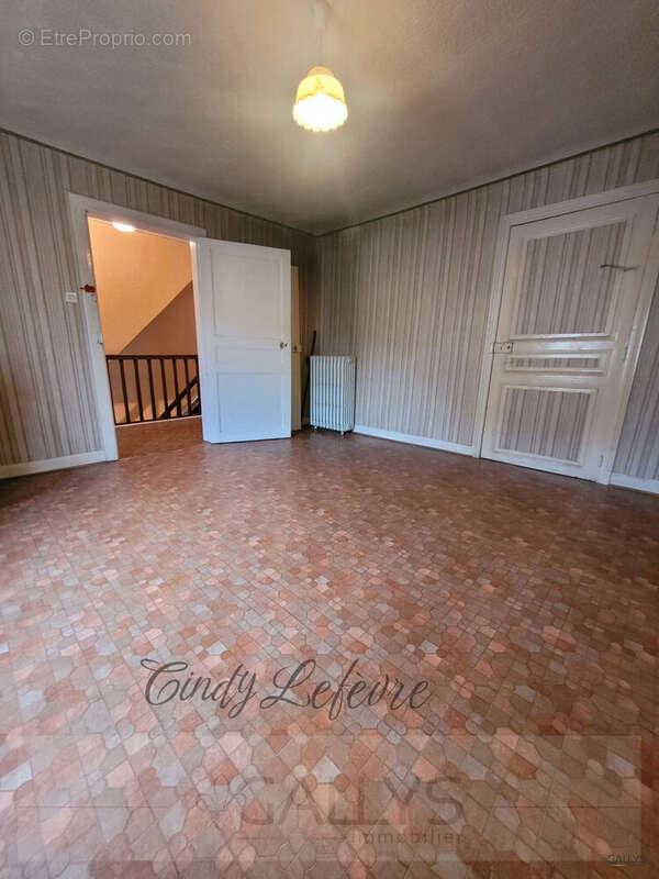 Maison à MONT-SAINT-MARTIN