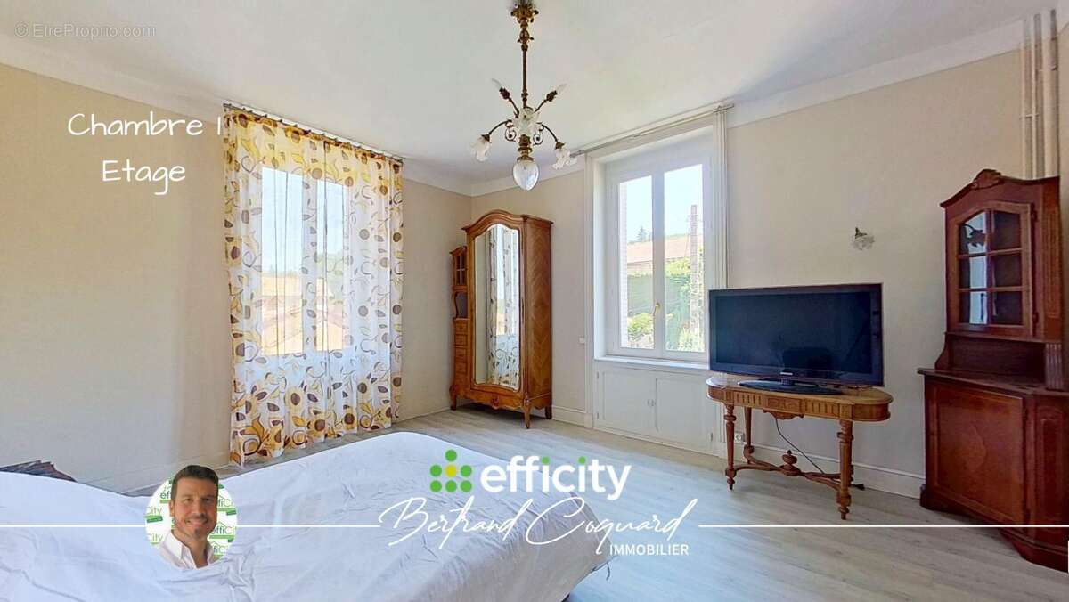 Maison 287 m² à Neronde  - photo 19