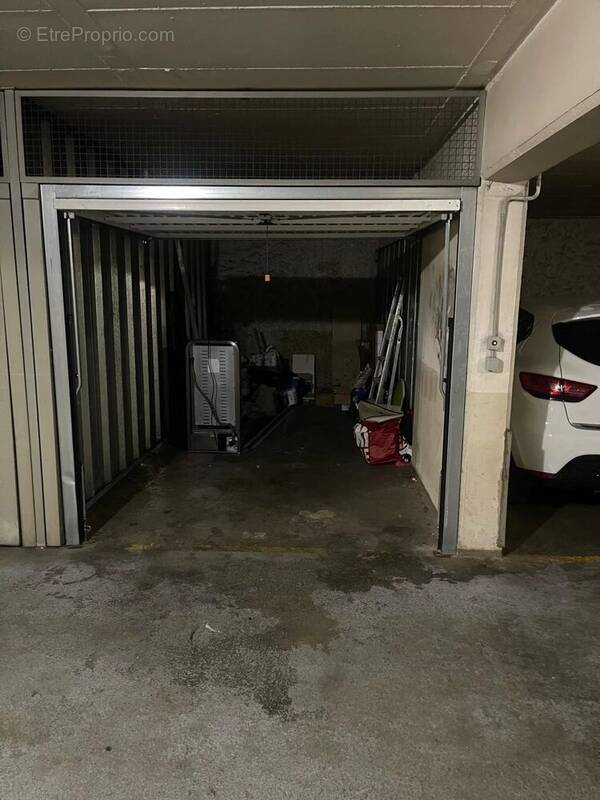 Parking à ANTIBES